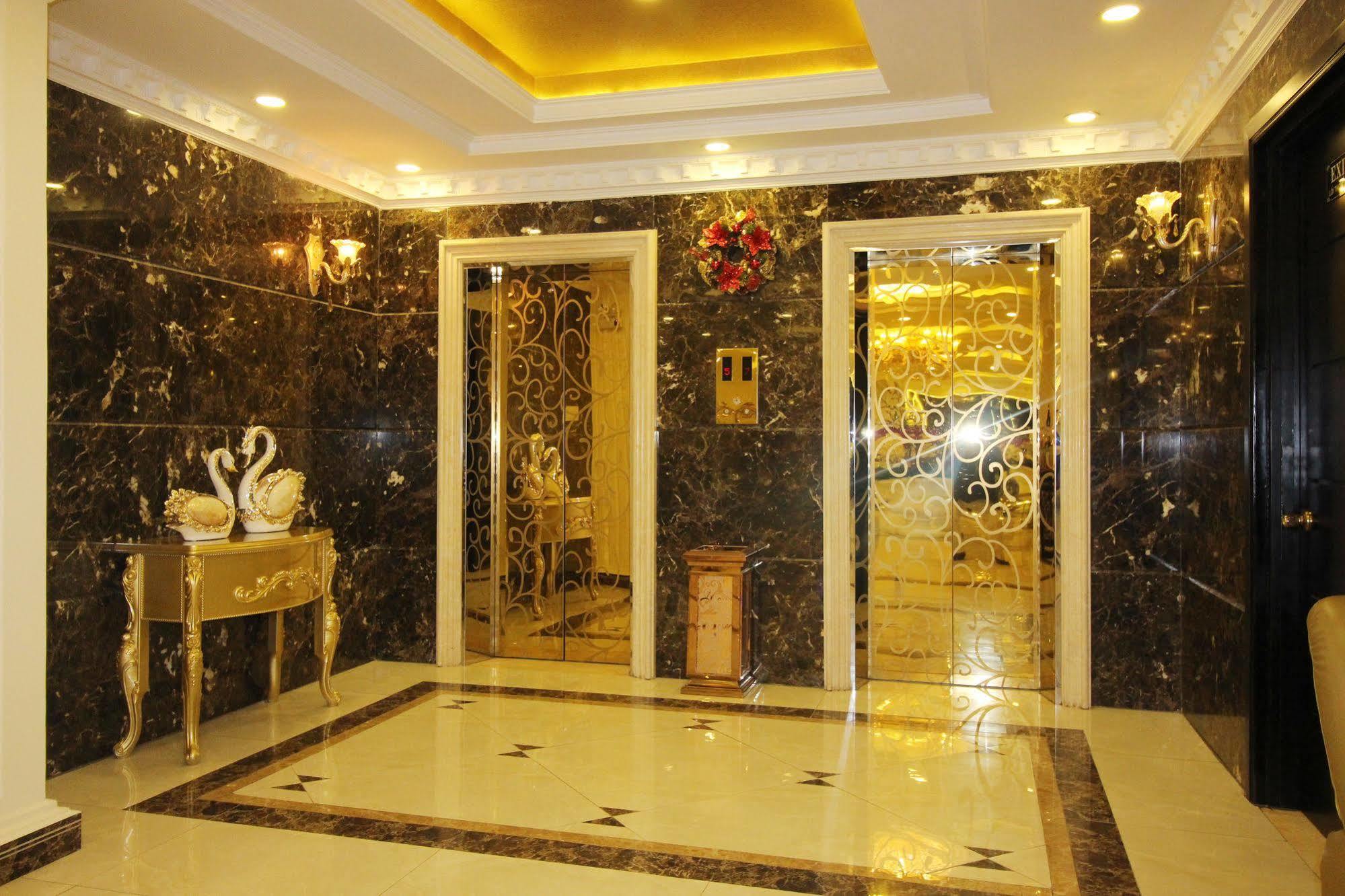 Royal Dalat Hotel Exterior photo